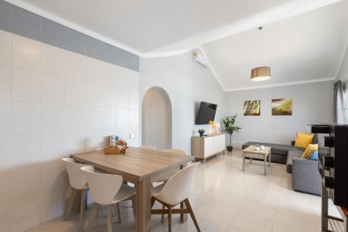 CASA LA GRACIOSA 2A 2 by Escape Home