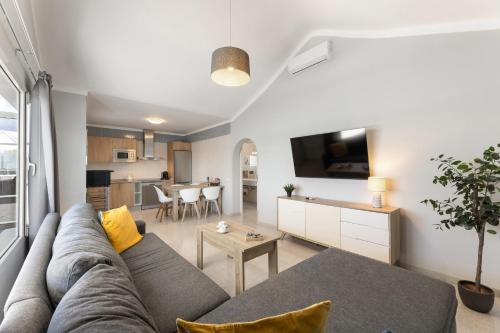 CASA LA GRACIOSA 2A 2 by Escape Home