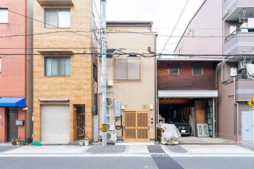 玄 プライベートサウナ 大浴場付 光と木に包まれる和モダン一棟貸切 5寝室 最大26名
