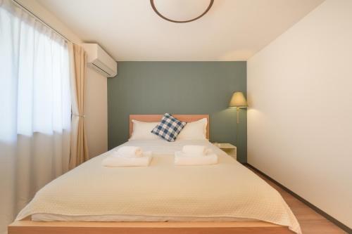 Osaka Entire House 103sqm 4 Bedrooms for 12 Near Namba