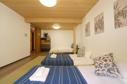 Osaka Entire House 103sqm 4 Bedrooms for 12 Near Namba