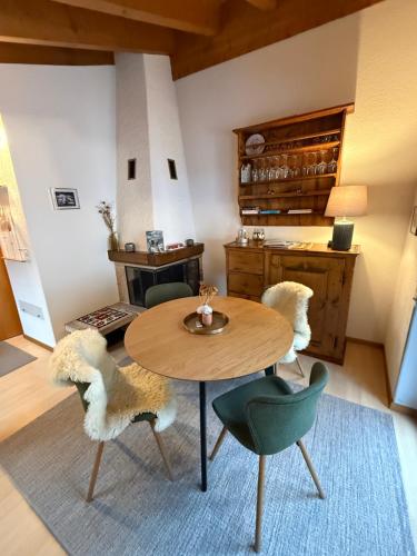 Dachwohnung mit Charme im Haus Luchre, Zermatt
