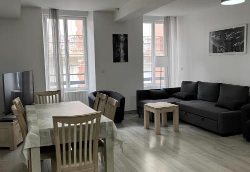 Appartement T3 spacieux au centre du village