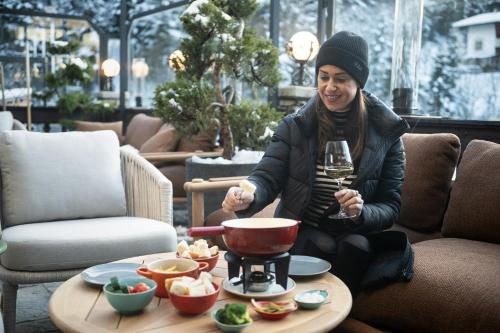 MyGoodLife Hotel & Bar