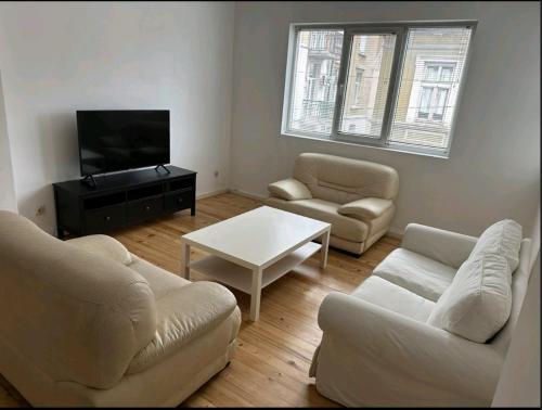 Апартамент 21