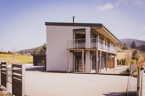 Villa 4 Saisons, avec piscine chauffée et jacuzzi