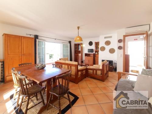 Casa da Cestaria T2 Duplex by YHA