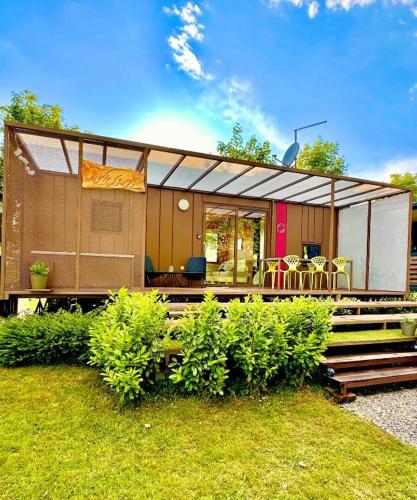 VRBA Premium riverside mobile house BIG BERRY