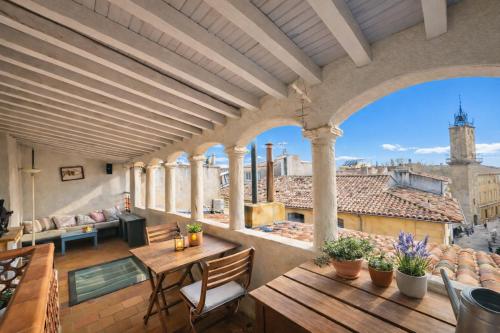 Toits Vieil Aix - Appartement de charme avec terrasse d'exception centre ville historique proche Cardeurs Et Mairie