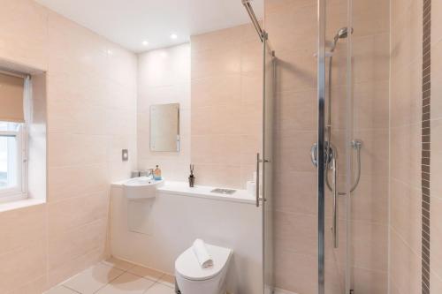 The best 2 bedroom Cardiff City Centre Apartment photo 9