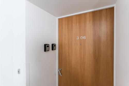 The best 2 bedroom Cardiff City Centre Apartment photo 23