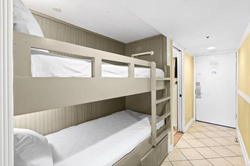 SunDestin Resort Unit 1408 photo 6