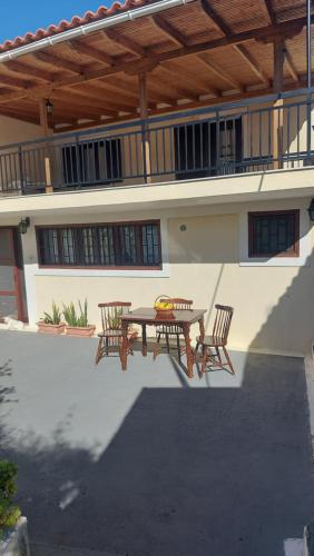 FAVIEROS-The secret Garden