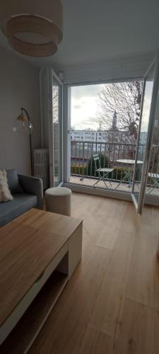 T2 lumineux avec balcon, parking - Centre-ville Mer