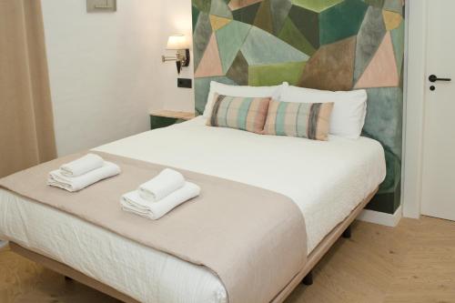 Homey Seville Brand New Arfe II Apartment Near Cathedral 8 people