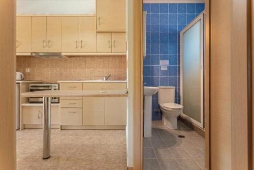 Orothea Guesthouses Sea View Retreat in Keri