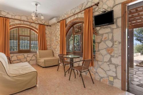 Orothea Guesthouses Sea View Retreat in Keri