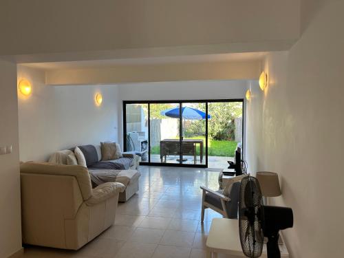 Vivenda Alfamar 2120 - 180m da praia