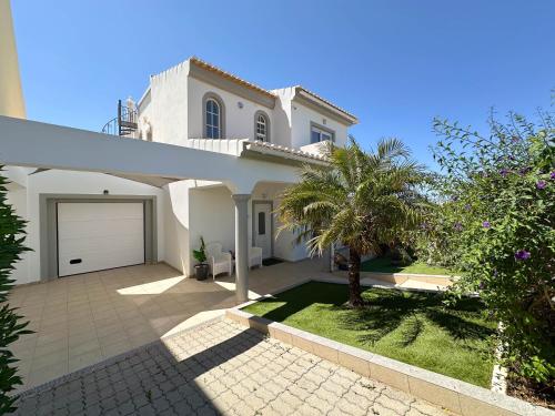 Casa Bella - a charming holiday house in Luz