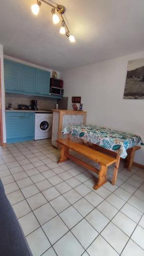 Studio in Morillon village, mountain view