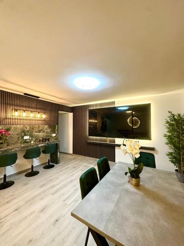 La Luna Apartment by the Sea