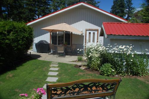 Red Roof Inn Cottage