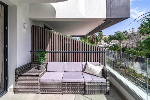 Room City Estepona Infinity 3BR & parking 2P
