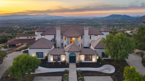 Via de Oro Estate by AvantStay in Hemet