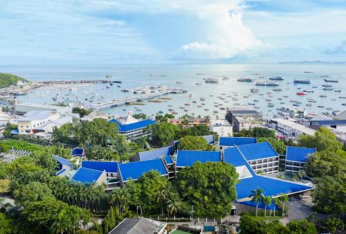 an aerial view of a harbor with boats in the water at Siam Bayshore Resort Pattaya in Pattaya South