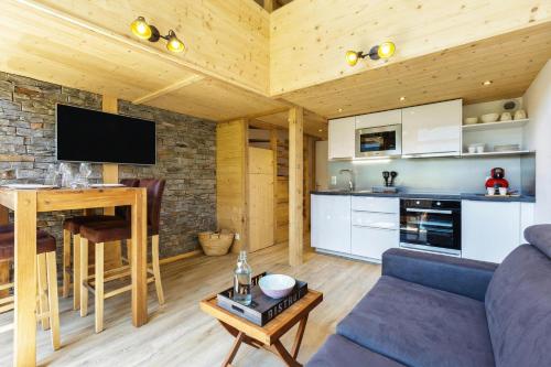 Grand Roc A217 from Slopes 150m, Mont-Blanc View, Parking & WiFi - Happy Rentals