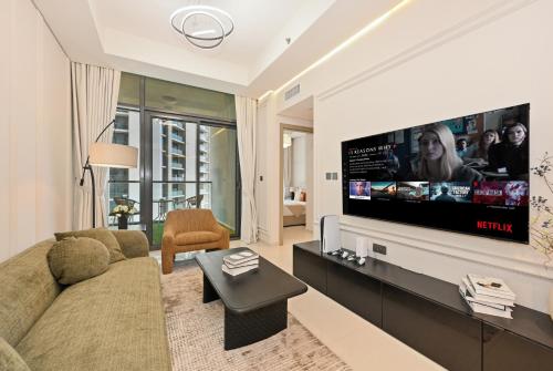 High Floor 2 Bedroom Apartment - Exclusive Luxury at Aykon Tower - PlayStation 5