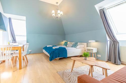 Charming 2 Apartments Ideal for Extended Stays