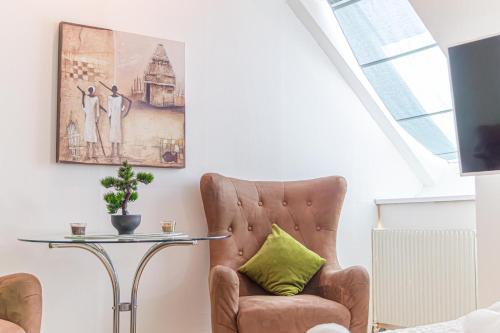 Charming 2 Apartments Ideal for Extended Stays
