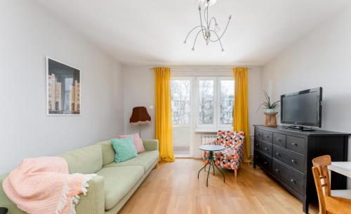 Nowa Huta Charming Details Apartment by BookingHost