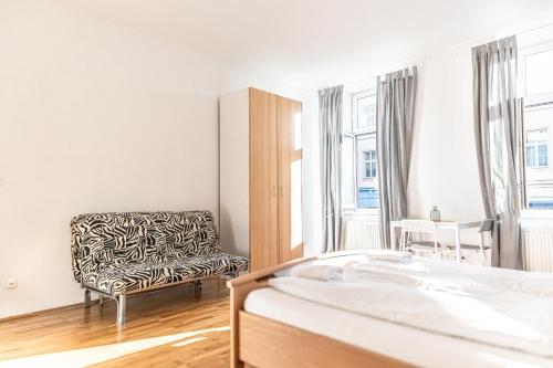 Lovely 3 private rooms in shared Apt Near Belvedere