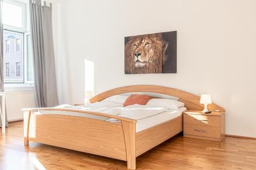 Lovely 3 private rooms in shared Apt Near Belvedere