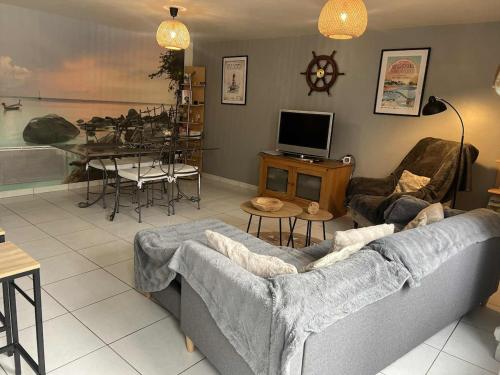 Douce Escale house