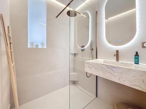 38 m2 - Suite de luxe, terrasse vue mer, Croisette