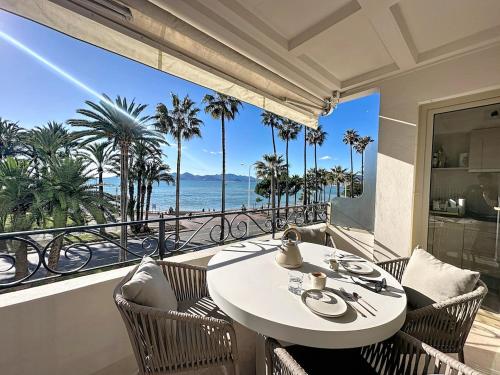 38 m2 - Suite de luxe, terrasse vue mer, Croisette