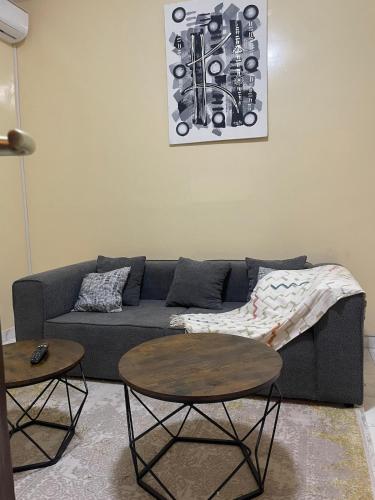 Discreet, cozy and functional studio