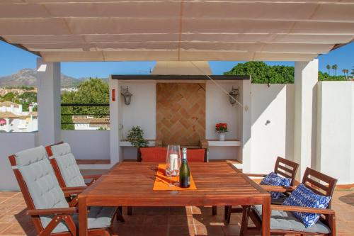 Silvia - Rooftop terrace, sea view, beach apartment, perfect location