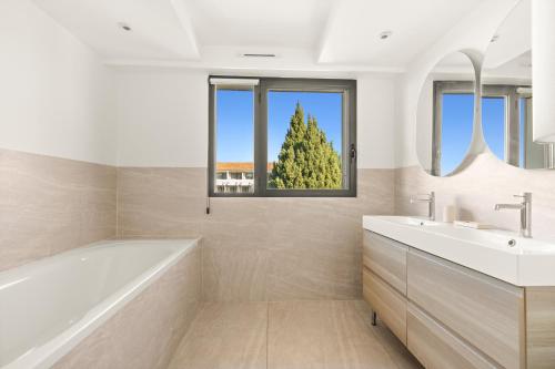 Stunning 3BR apartment Carlton Riviera Croisette
