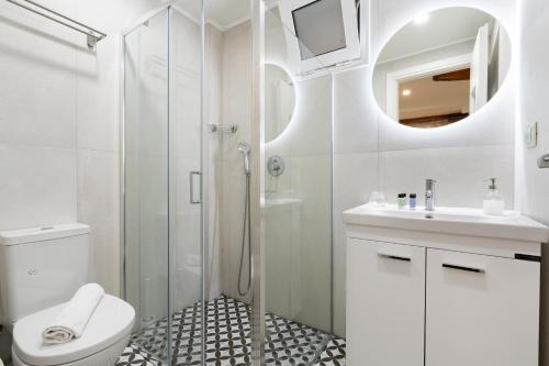 Ziv Boutique Apartments Town Square III