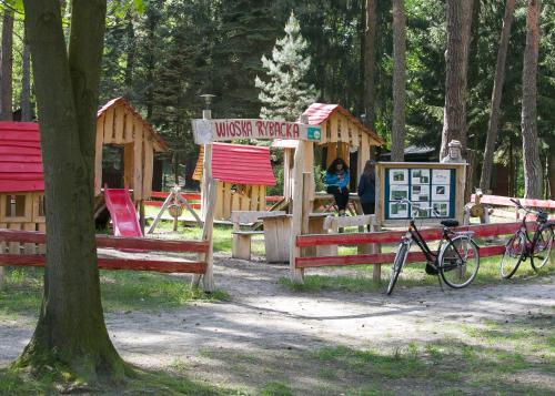 Φωτογραφία από το άλμπουμ του Leśna Ryba I Domki i Park Linowy σε Jedlanka Stara