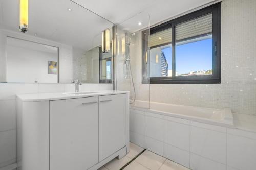 Sublime 2BR apartment Carlton Riviera Croisette
