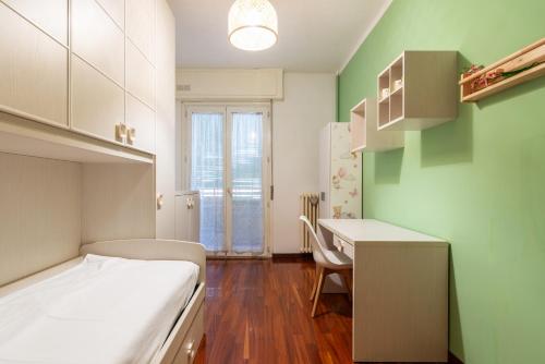 Modern 2-bed Apt Workspace - AC - Largo Dominioni - Casa Matildi