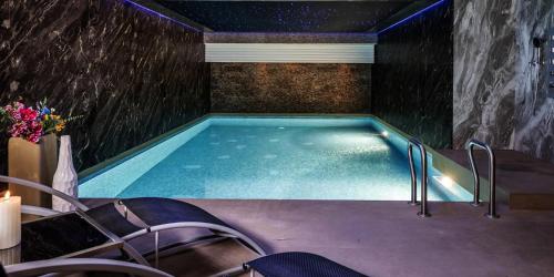 Santorini Breeze , Infinity Blue