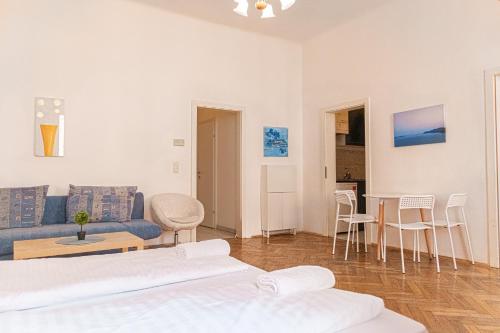 Affordable 2BR, Perfect Location & Well Connected