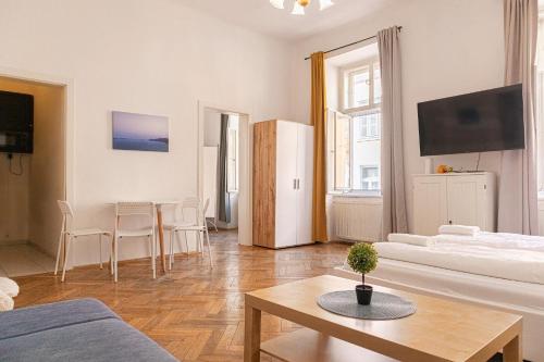 Affordable 2BR, Perfect Location & Well Connected