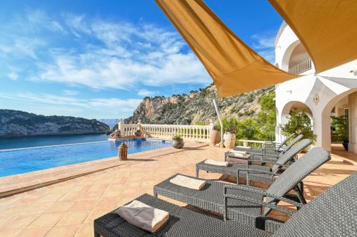 Paraiso al Mar by Aguilarent